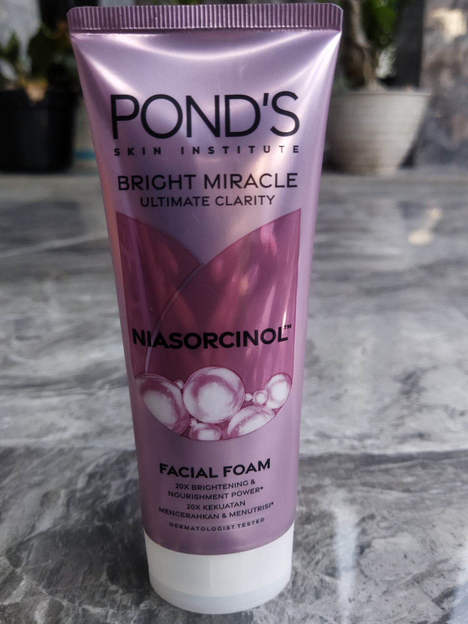 Ponds Bright Miracle Ultimate Clarity Niasorcinol Facial Foam 100gr ...