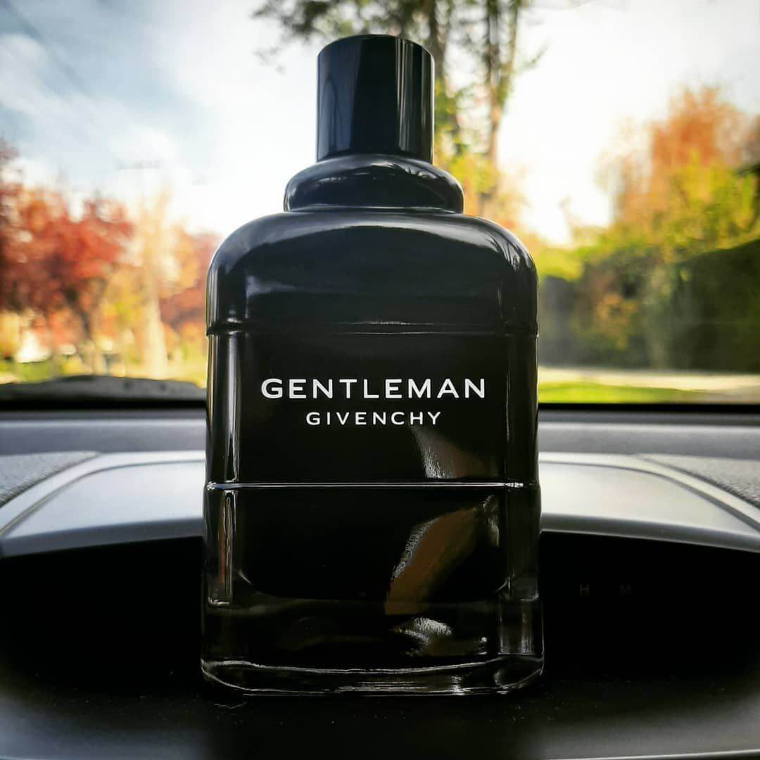 gentleman givenchy 2018