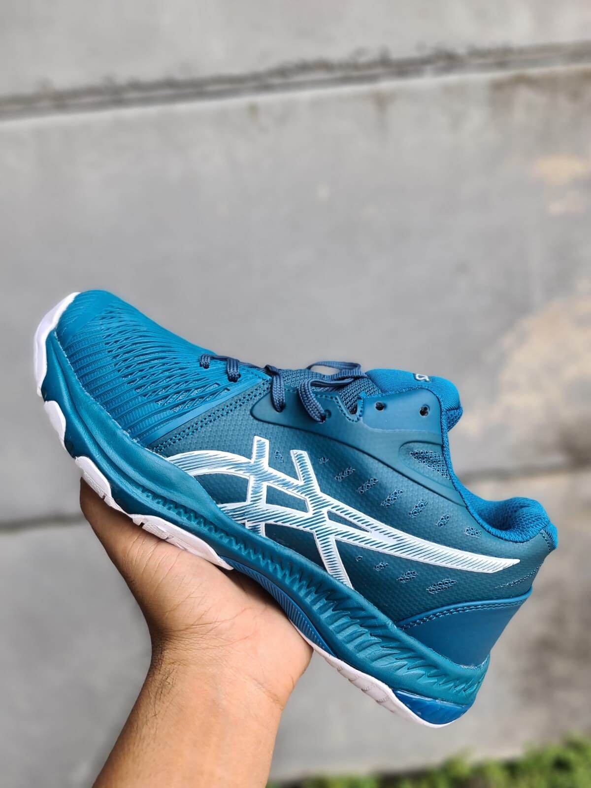 harga sepatu asics netburner ballistic mt