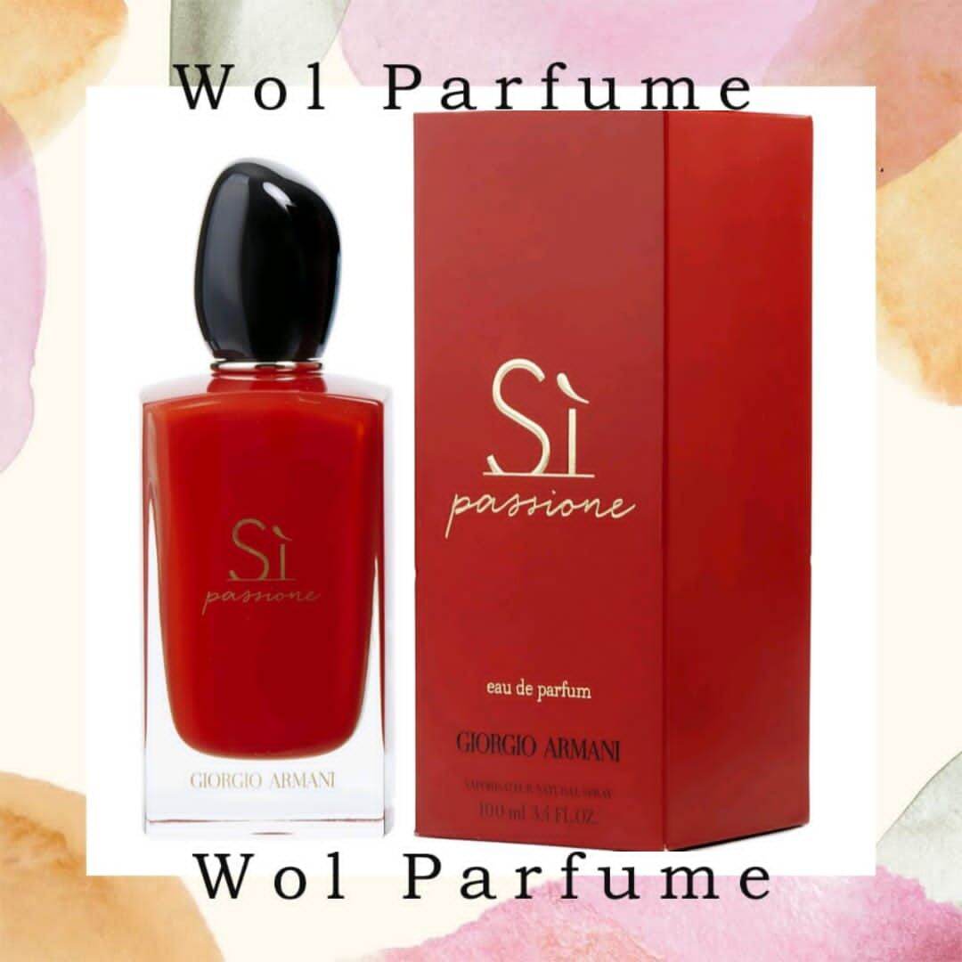 giorgio armani si red bottle