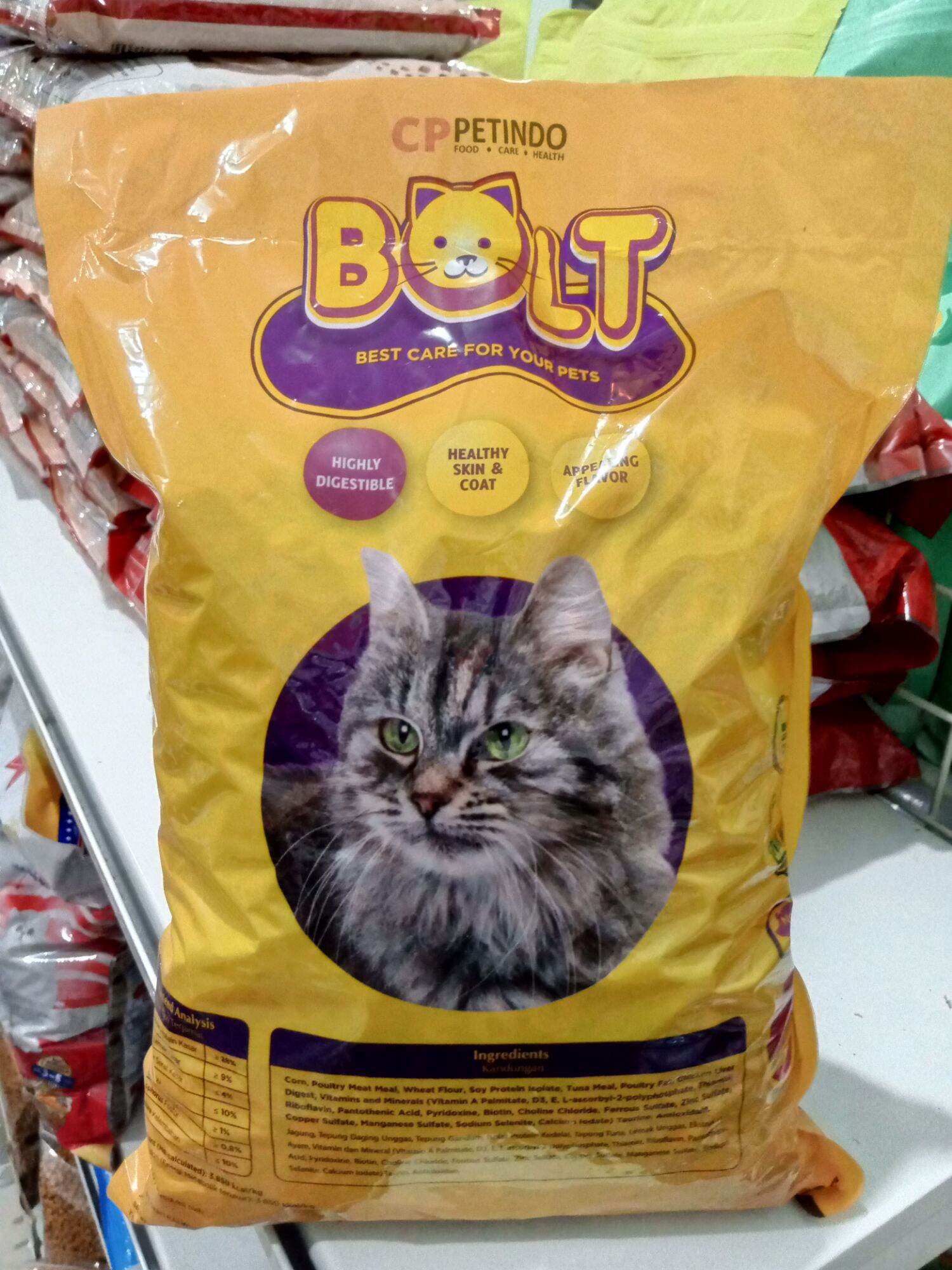 ( paket 5pcs) bolt cat donut tuna flavor 800gr makanan kucing bolt cat adult Harga  104,000 rupiah*Gratis Ongkir