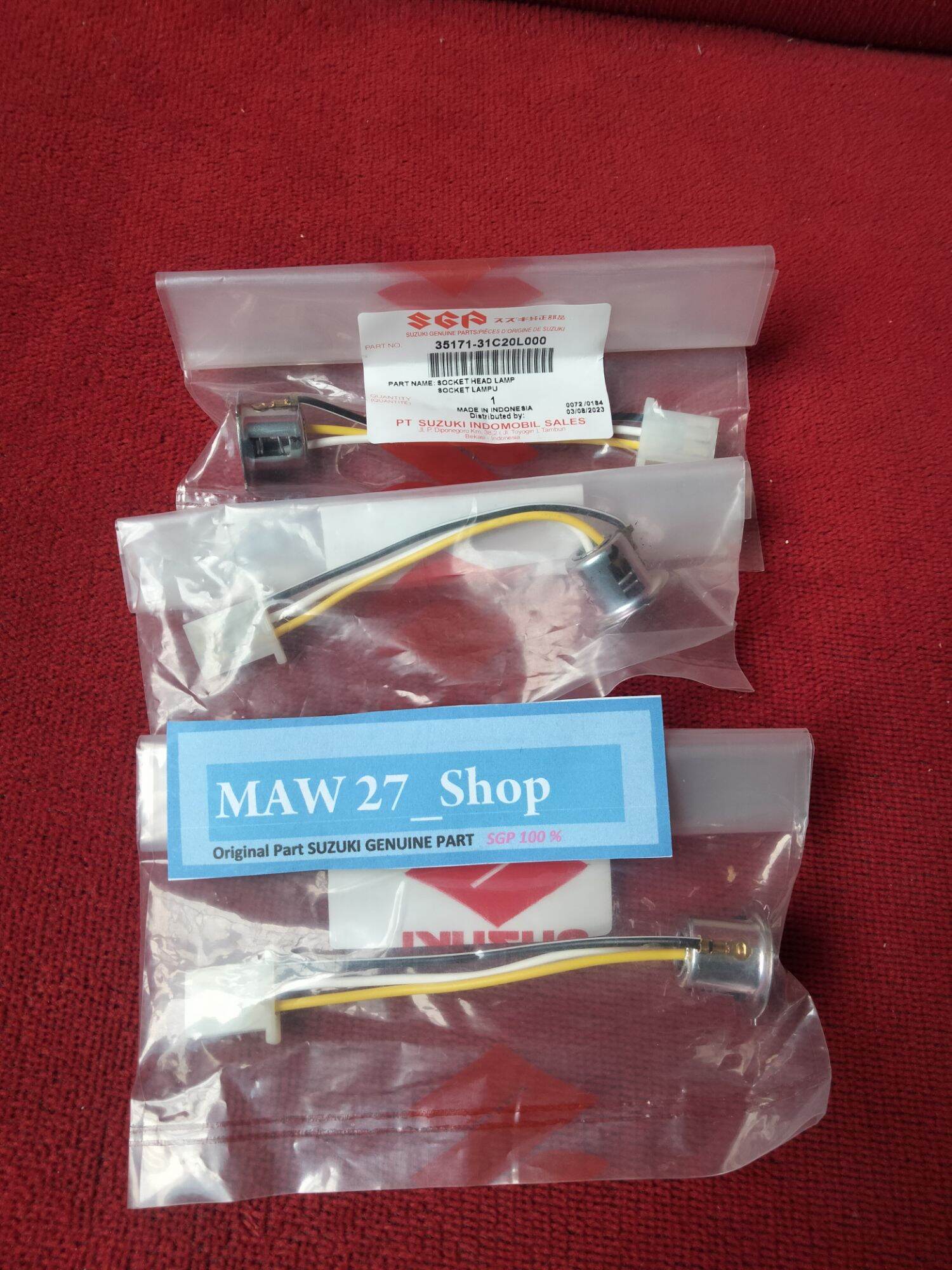 fiting soket kabel lampu depan satria 2tak lumba tornado Shogun kebo original Suzuki Genuine Part SGP Harga 25,000 rupiah*Gratis Ongkir