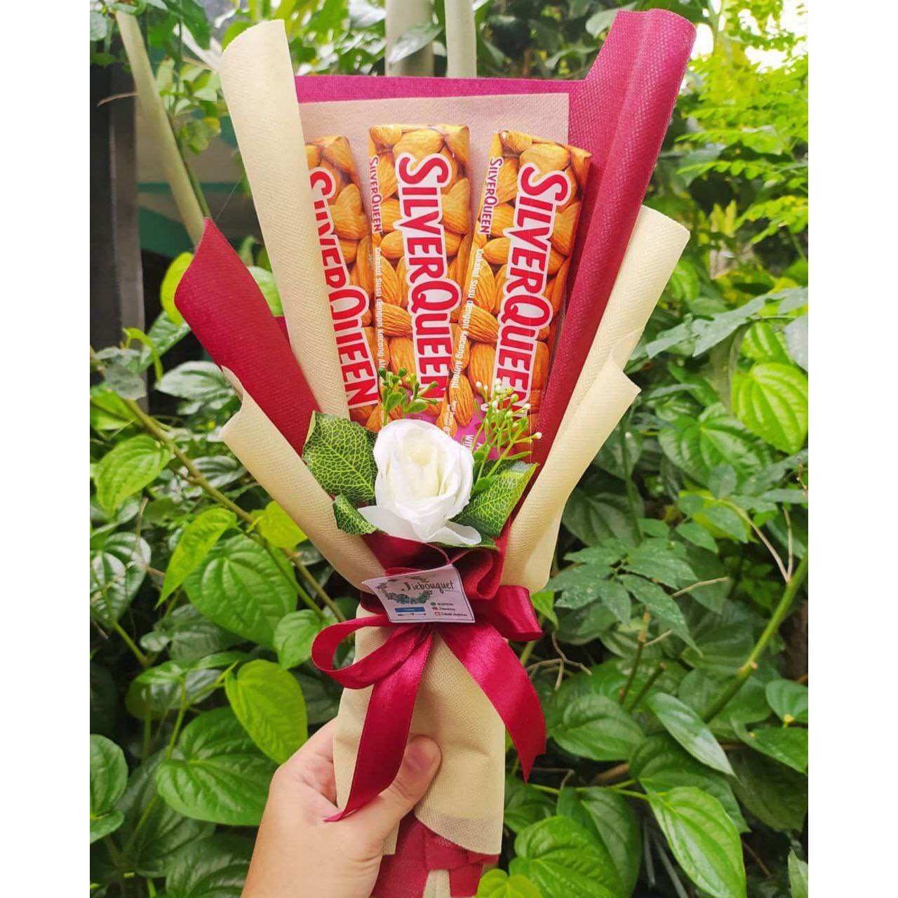 (K) BUKET SNACK COKLAT SILVERQUEEN VALENTINE DAYS / Anniversary