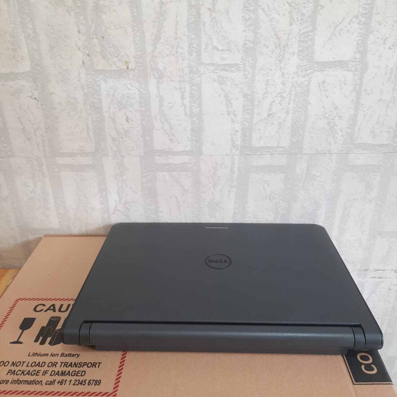 Laptop Dell Latitude 3350, Core i5-5200U, Ram 8gb, SSD 256gb