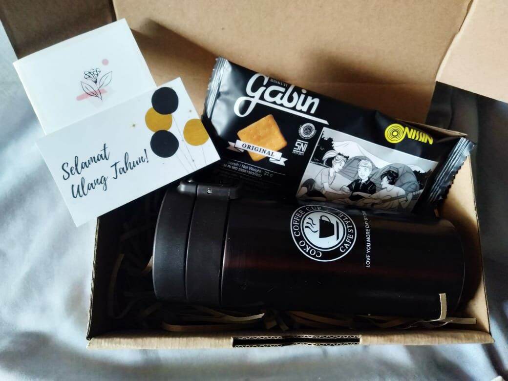 Hadiah ultah cowok/hadiah pacar cowok/hampers cowok/giftbox exclussive/hadiah wisuda/giftbox/kado cowok
