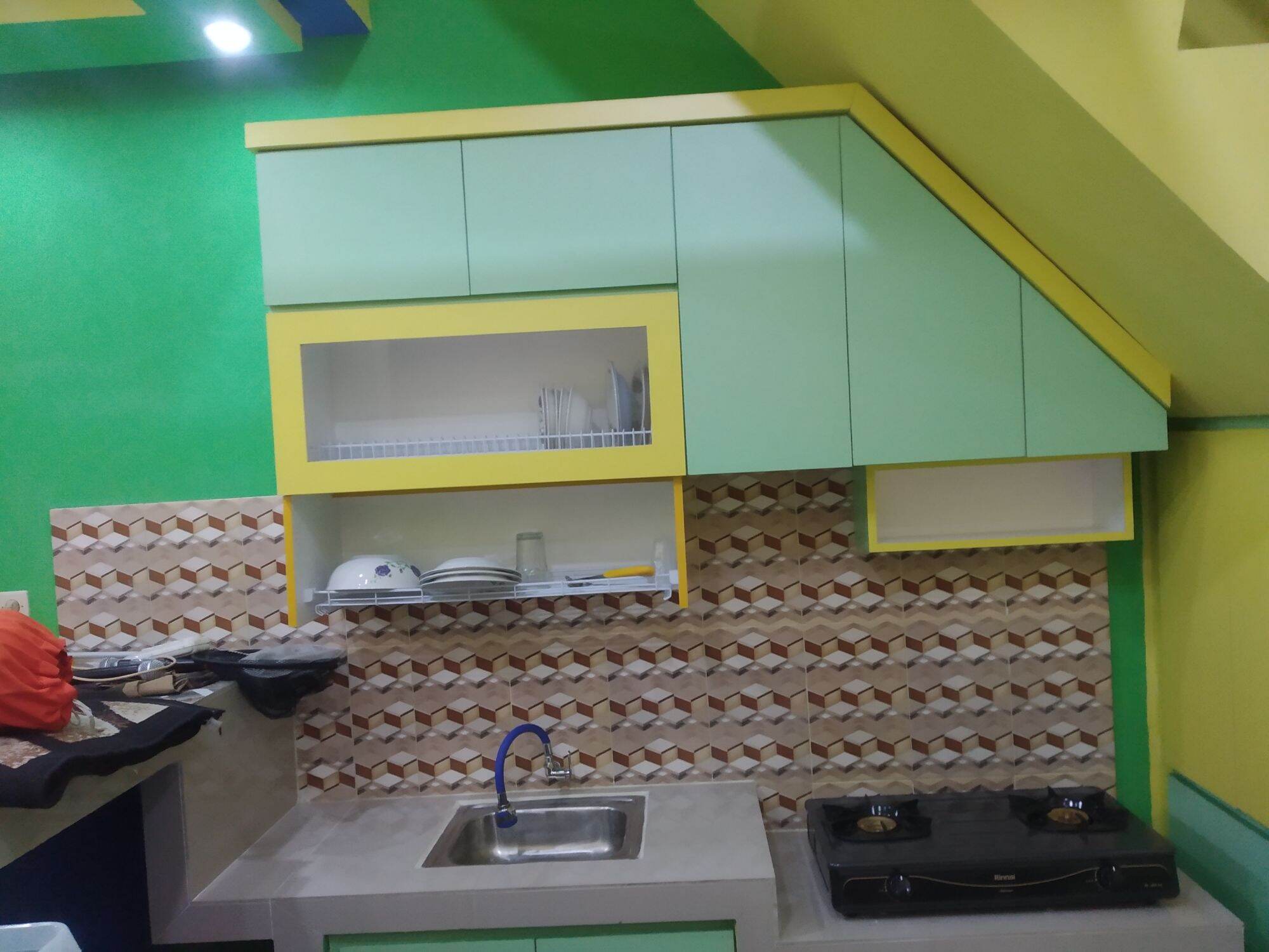 kitchen set custom dan pintu bawah tangga minimalis | Lazada Indonesia
