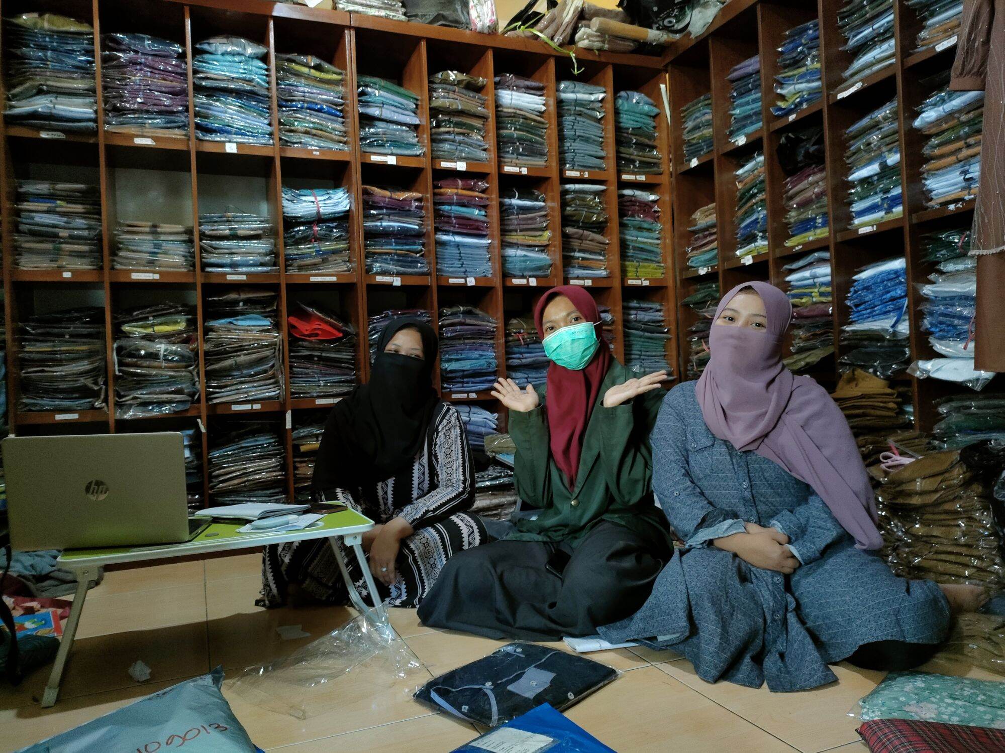 Shop online with AL-FATAH COLLECTIONS now! Visit AL-FATAH COLLECTIONS