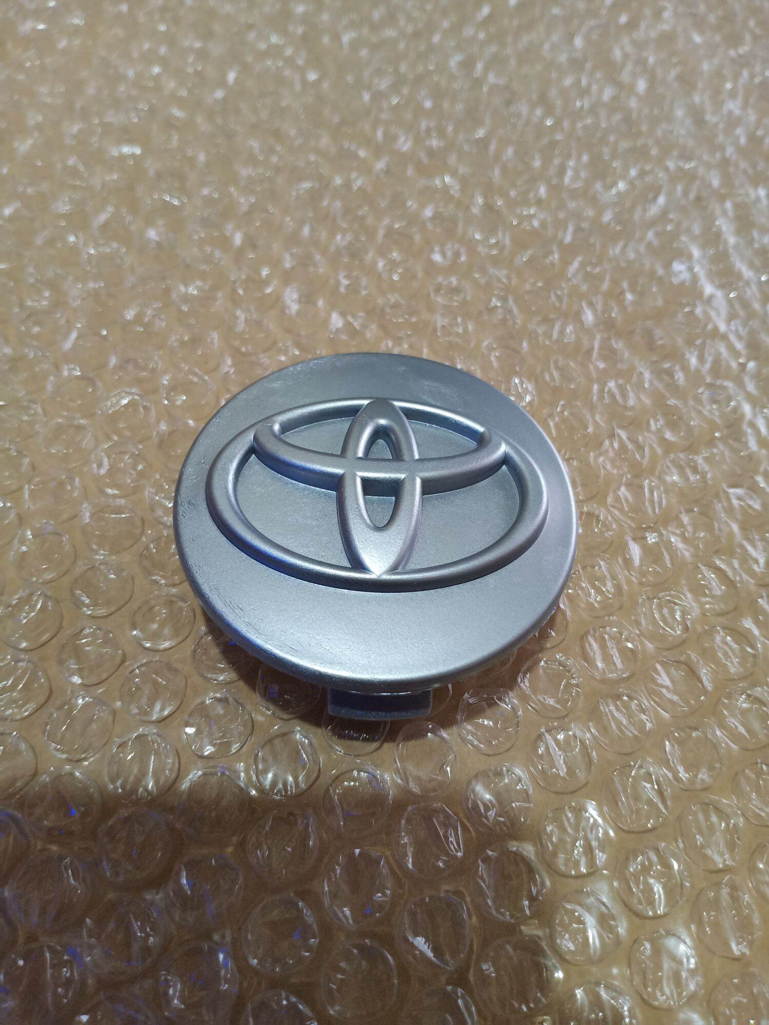tutup velg dop roda tutup as roda toyota innova kijang kapsul Harga 10,000 rupiah*Gratis Ongkir