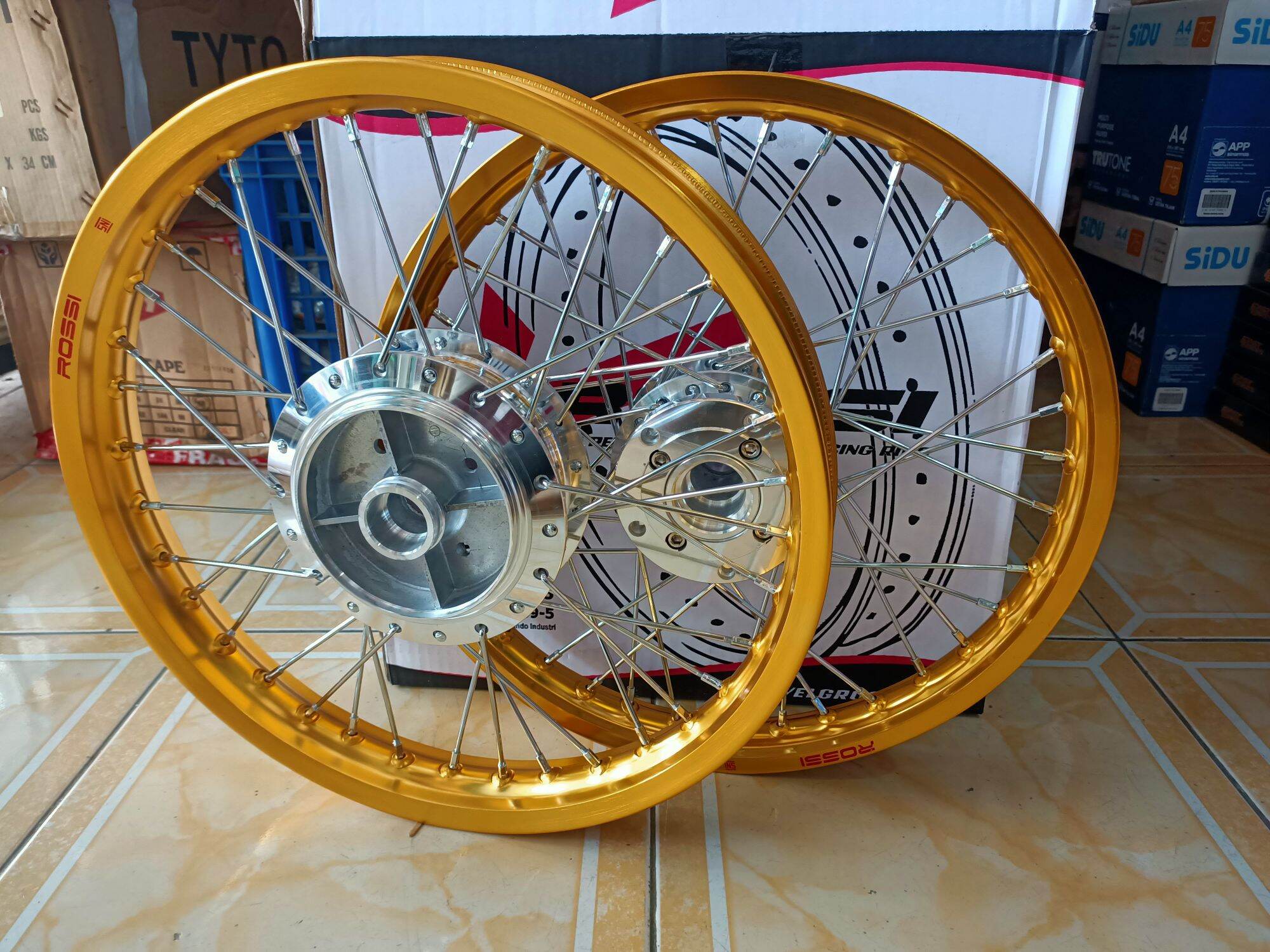 Velg Jari Jari Ring 17 Velg Rossi Khusus Untuk Motor Vixion Old