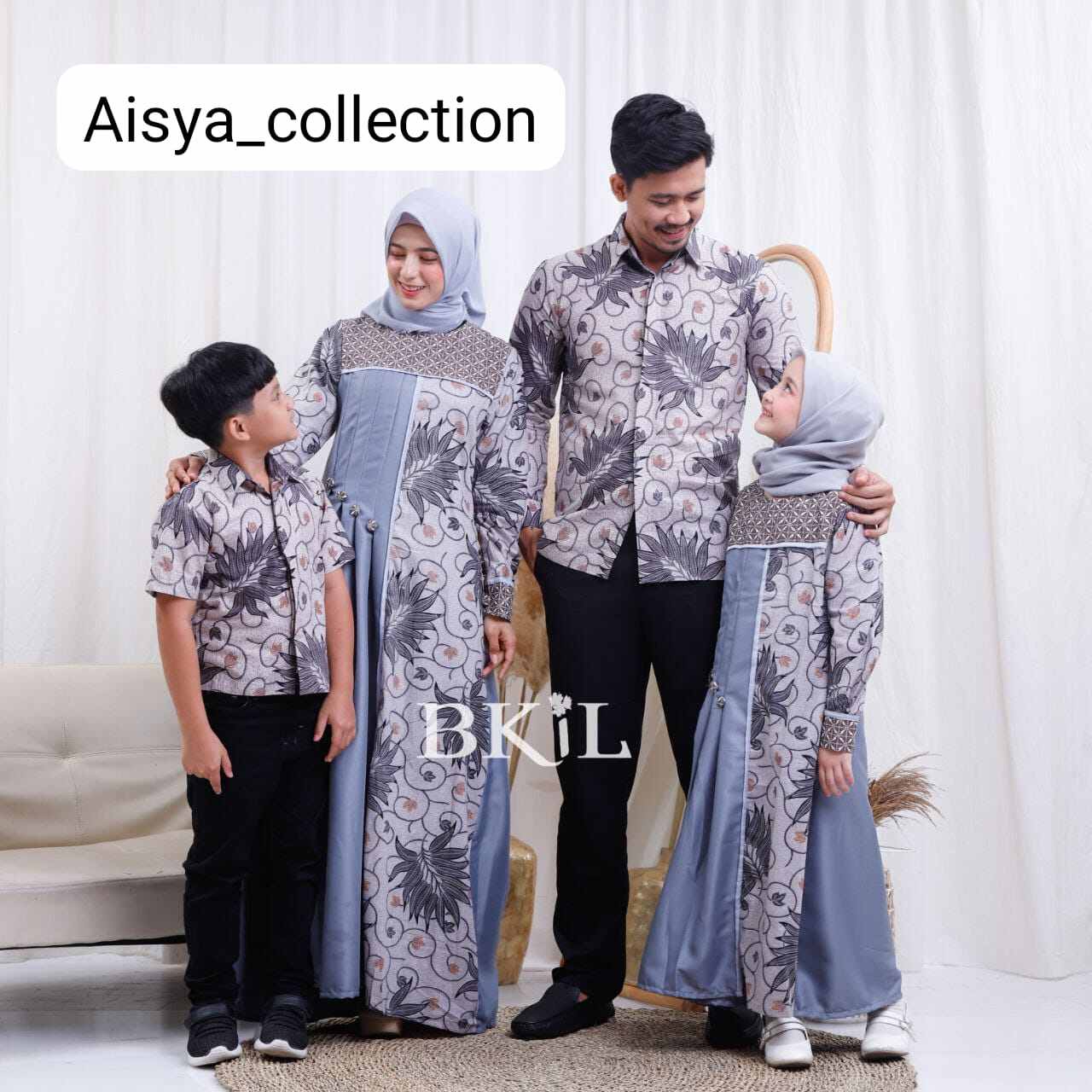 COUPLE FAMILY KELUARGA MUSLIM BATIK
