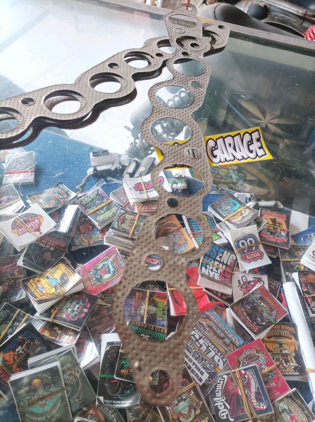 Paking gasket manifold api ex Hi-ace Corona RT100 Toyota Harga 70,000 rupiah*Gratis Ongkir