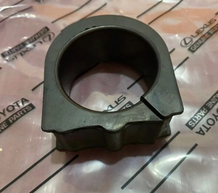 karet gromet/grommet steering rack housing toyota all new avanza, daihatsu all new xenia tahun 2012-2015, toyota rush dan daihatsu terios 2006-2015 original Harga 17,500 rupiah*Gratis Ongkir