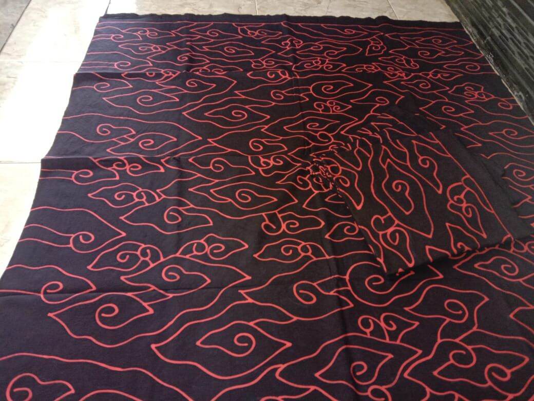 Kain Batik Katun Tulis Motif Mega Mendung Dasar Hitam Lazada Indonesia