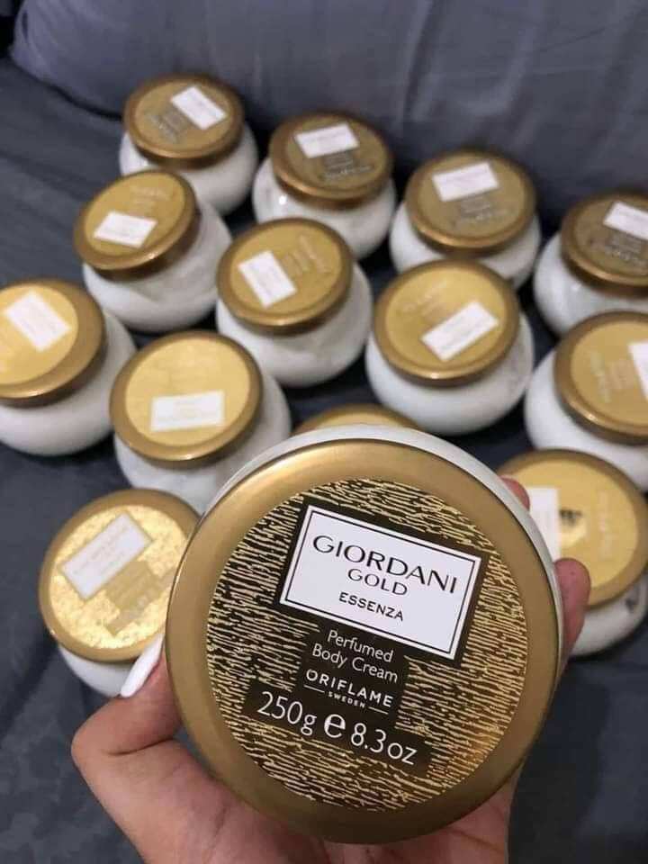 GIORDANI GOLD ESSENZA PERFUMED BODY CREAM 250 GRAM HARGA 1PCS ASLI