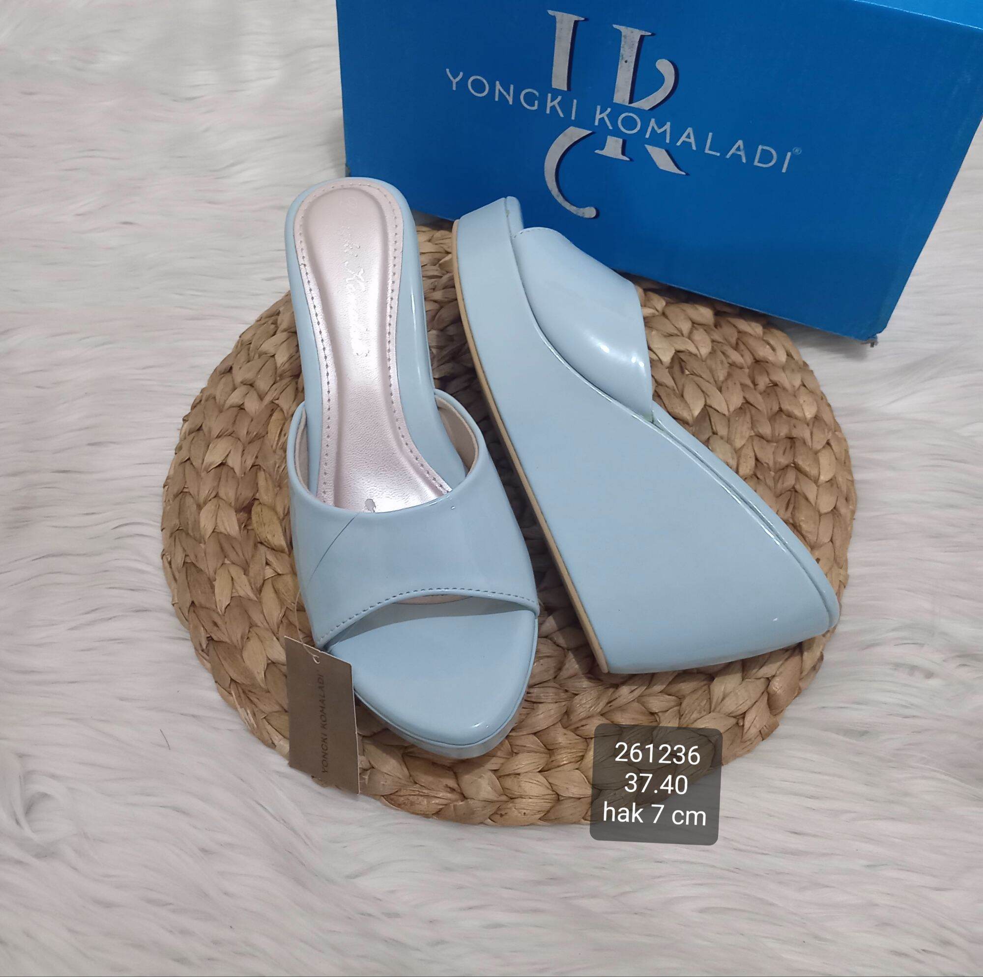 Sandal yongki sale komaladi wedges