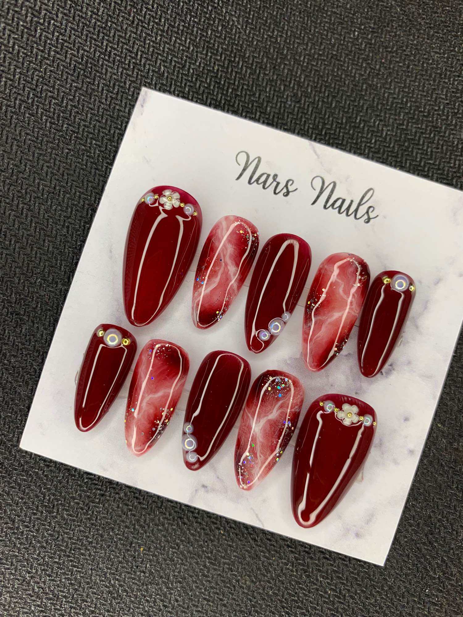 Elegant Maroon Nail Art Ideas