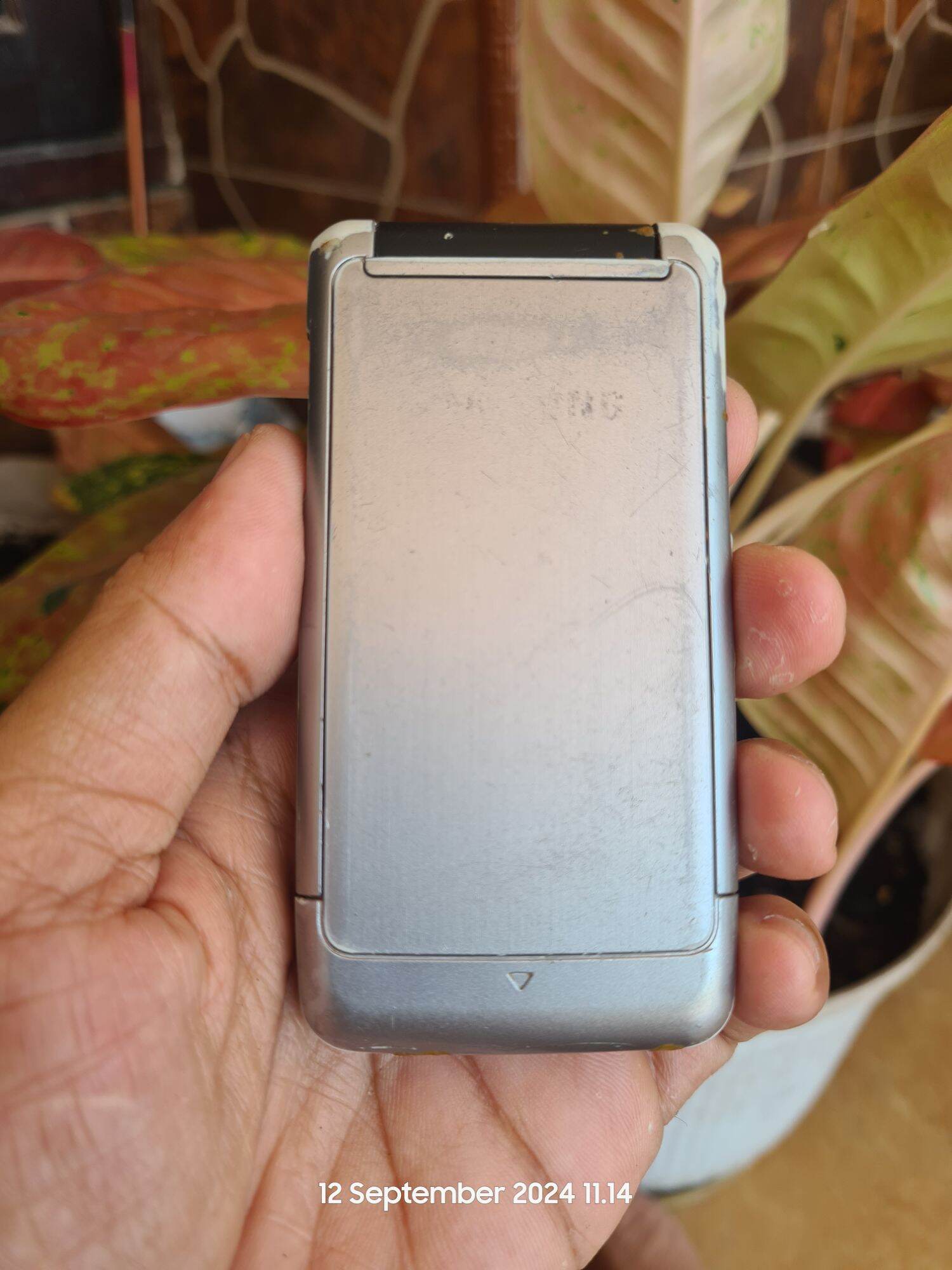 SAMSUNG FLIP Harga 250,000 rupiah*Gratis Ongkir