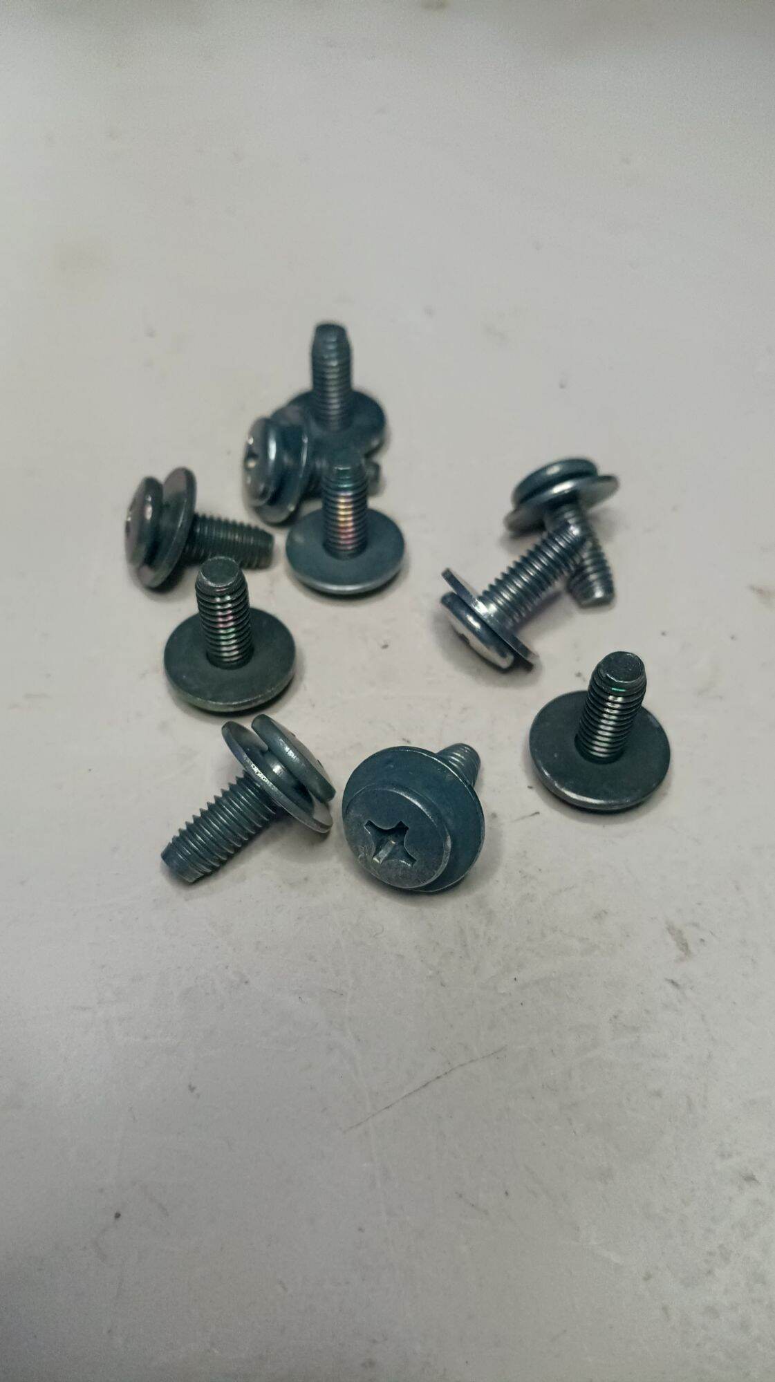 Baut Dek Cover Body Bodi Yamaha Harga 750 rupiah*Gratis Ongkir