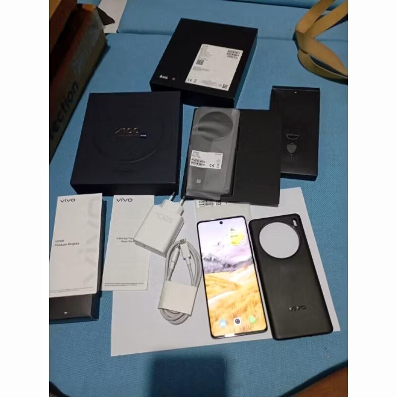 Vivo X200 5G 12/256GB Dimensity 9400 5800mAh Baterai - Garansi Resmi Vivo Indonesia Harga 9,000,000 rupiah*Gratis Ongkir