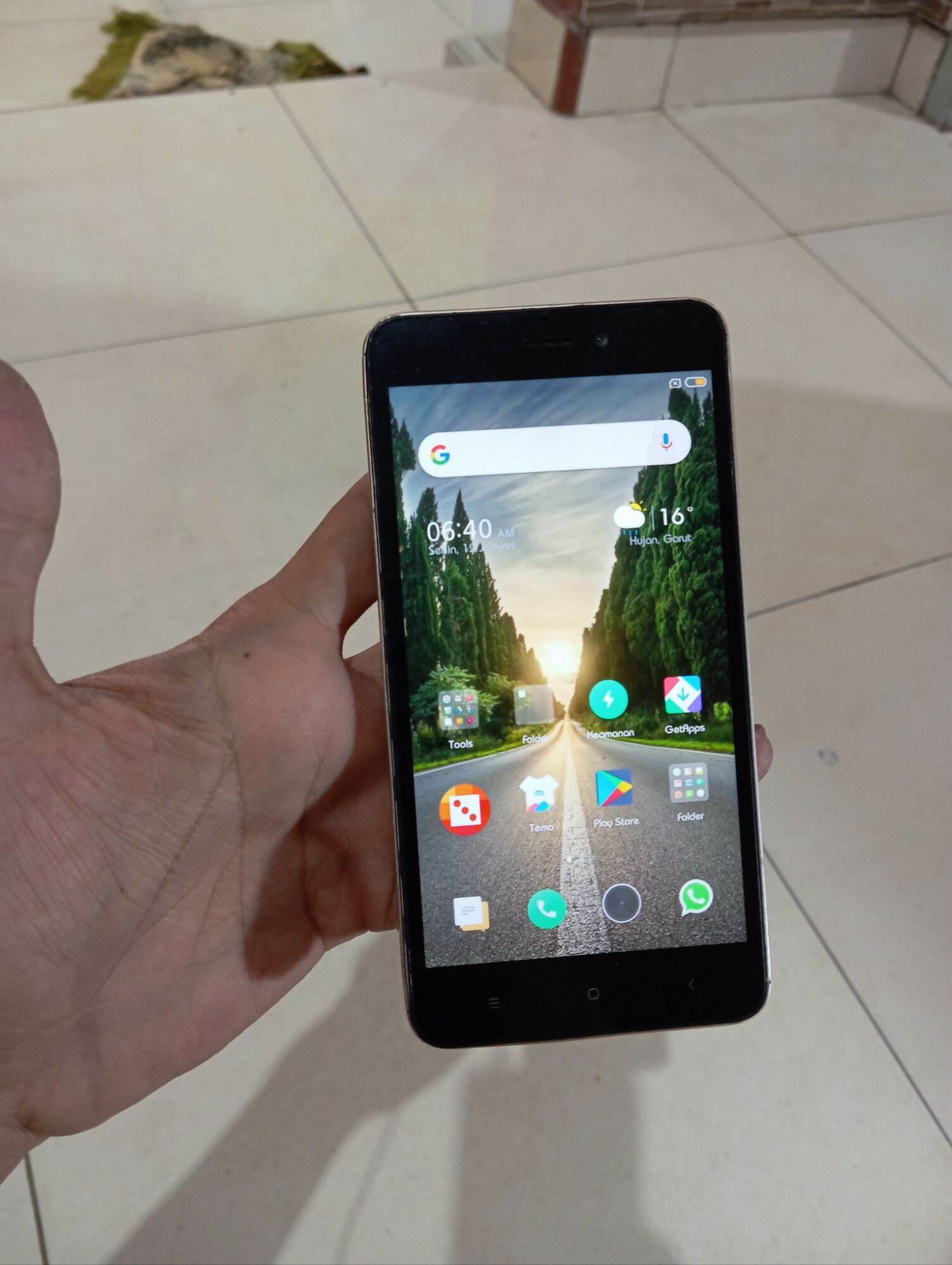 XIAOMI REEDMI 4A RAM 2/16 NORMAL SIAP PAKAI SECOND Giá 230,000 Đồng*Miễn phí vận chuyển