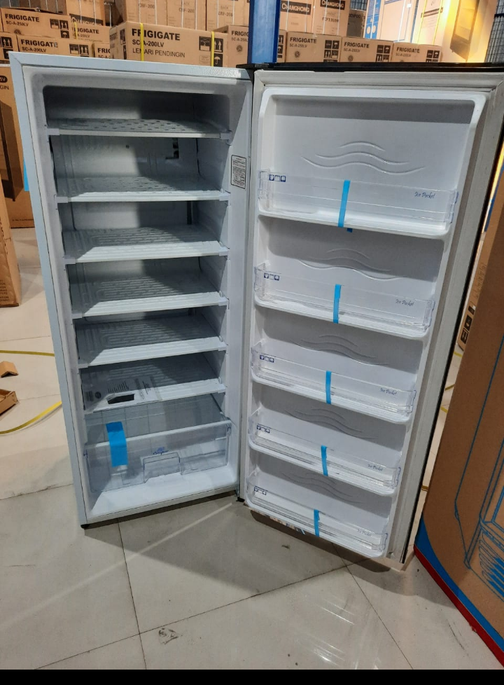 KULKAS FREEZER FRIGIGATE FR-20 FVLV 150L 7 RAK LEMARI BEKU