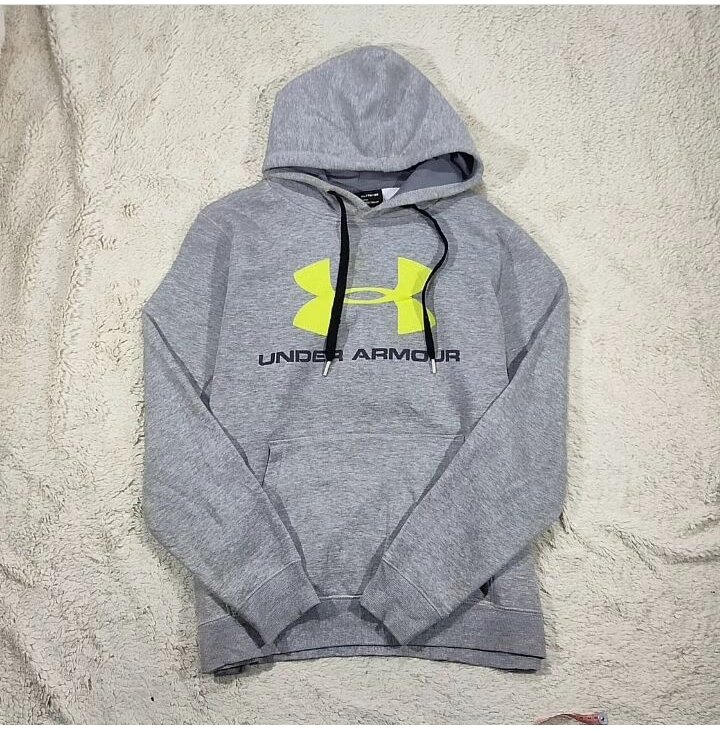 Harga sweater best sale under armour