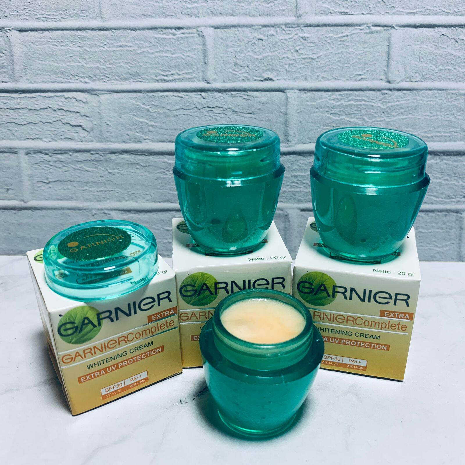 (3pcs) CREAM GARNIER GENTONG UNTUK SIANG DAN MALAM 2IN1 Lazada Indonesia
