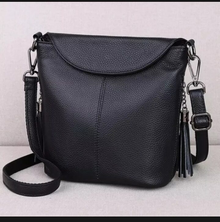 Lazada Indonesia - [BISA COD] TokoZae Tas Selempang Wanita Terbaru 2022 Terkini Terlaris Tas wanita kulit Selempang wanita viral 2022