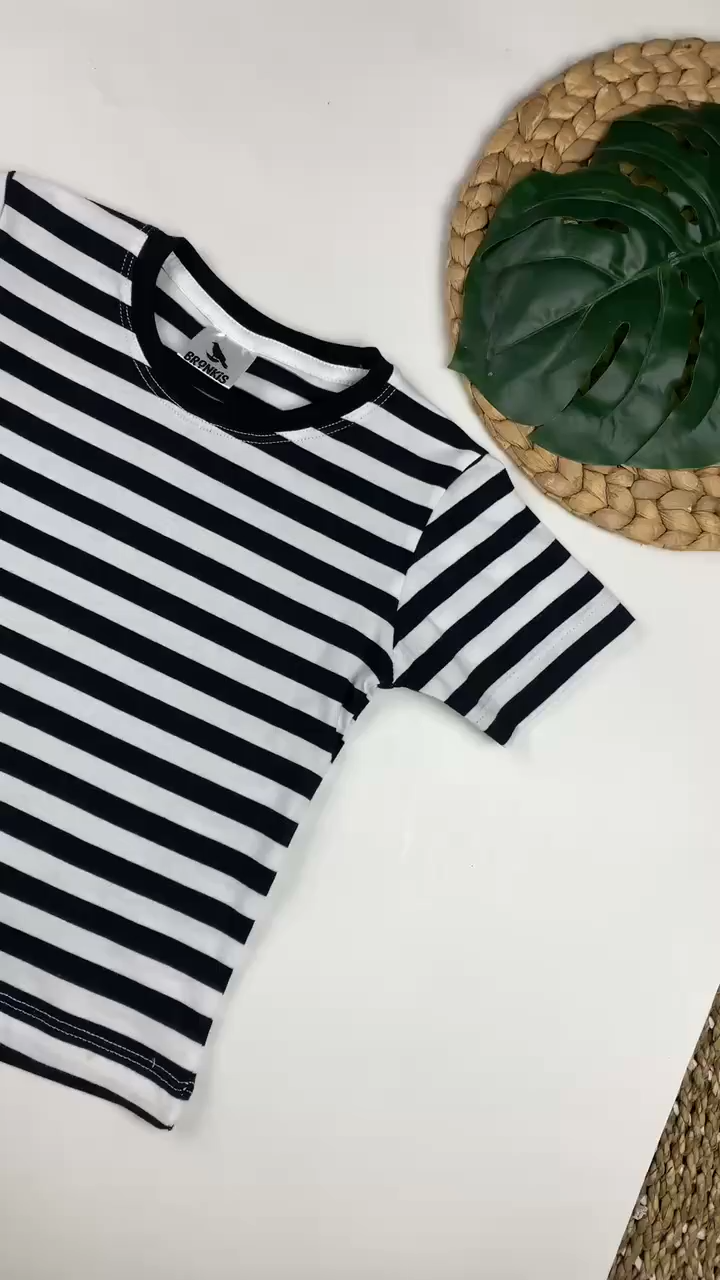 Bronkis Junior Kaos Anak Laki Laki 30s Warna Putih Motif Garis Hitam Putih
