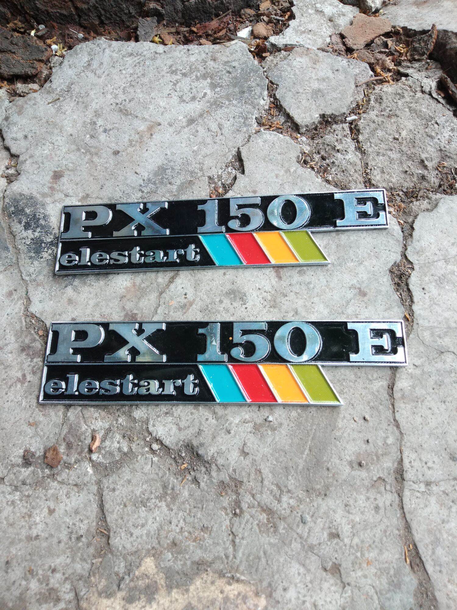 Vespa Px 150 Elestart Vespa Px 150 E Elestart Emblem Vespa PX