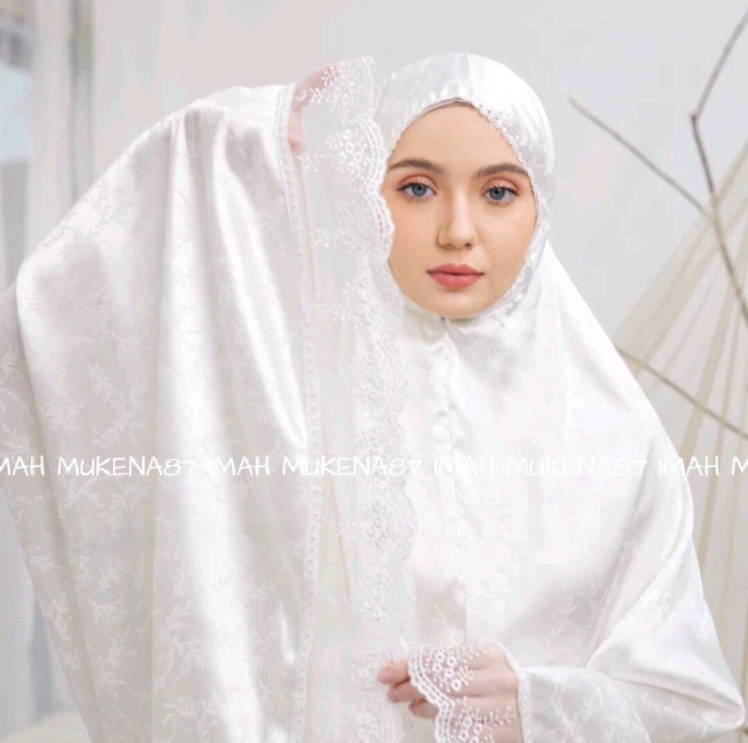 Latest adult Mukena silk armannya jacquard silk 2in1 fancy lace Harga 189,900 rupiah*Gratis Ongkir