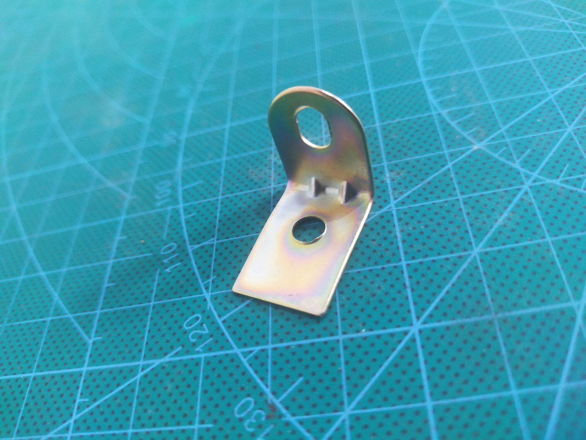 kaki trafo ukuran 32 pendek cocok untuk trafo 5 amper kualitas besi