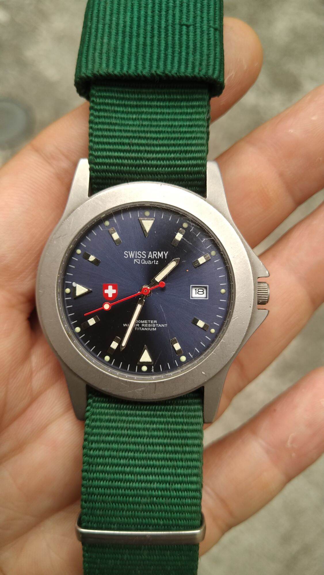 Swiss army outlet dhc+ original