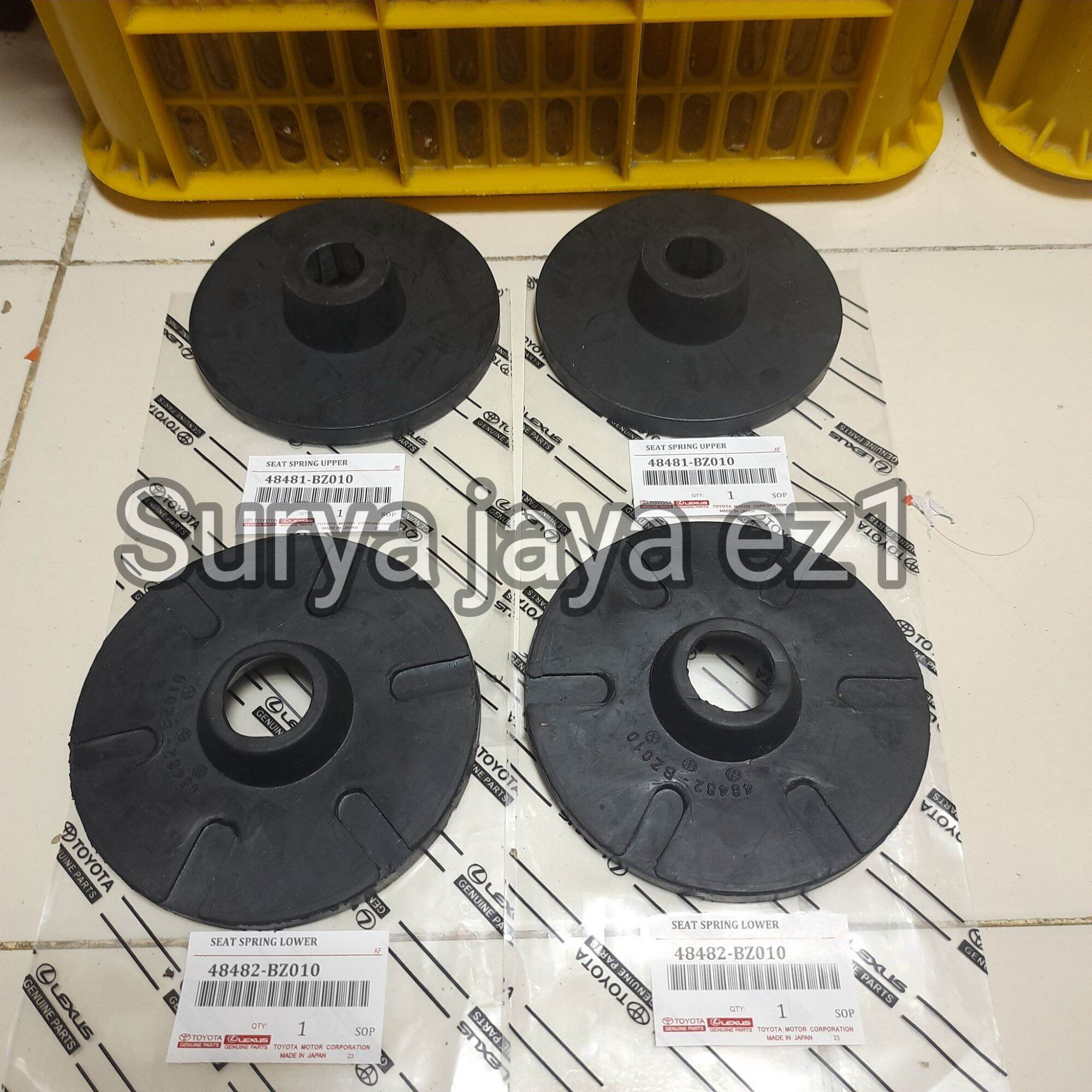 Karet Tatakan Per Keong Belakang Atas Bawah Toyota Avanza / Xenia / Veloz 2set 4pcs Harga 70,000 rupiah*Gratis Ongkir