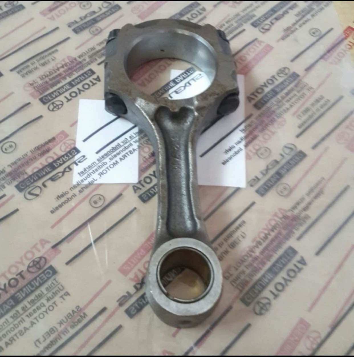 Con rod/Stang Seher/Stang piston Toyota kijang diesel 2L Kijang efi/Kijang krista Harga 855,000 rupiah*Gratis Ongkir