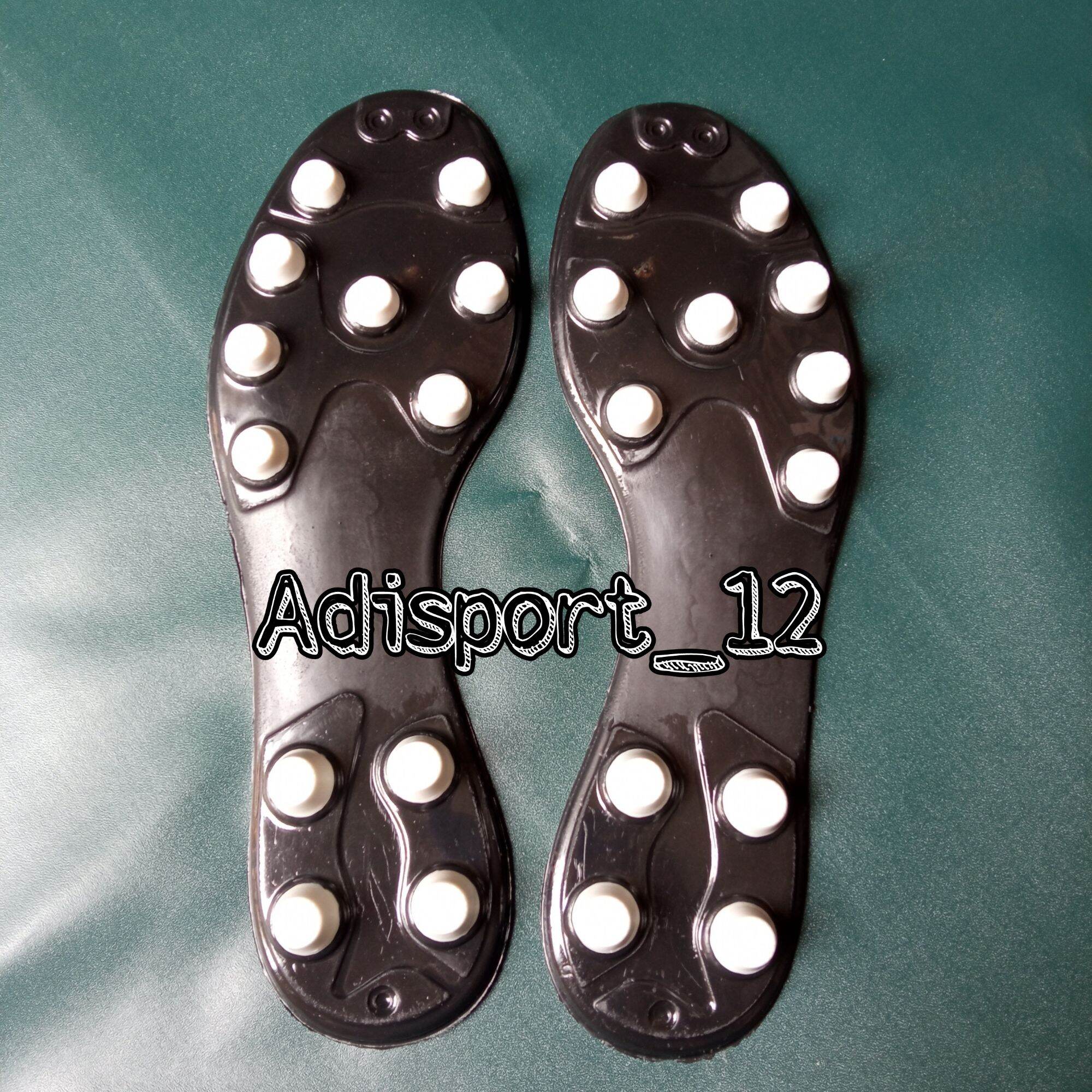 sol sepatu bola nike mercurial