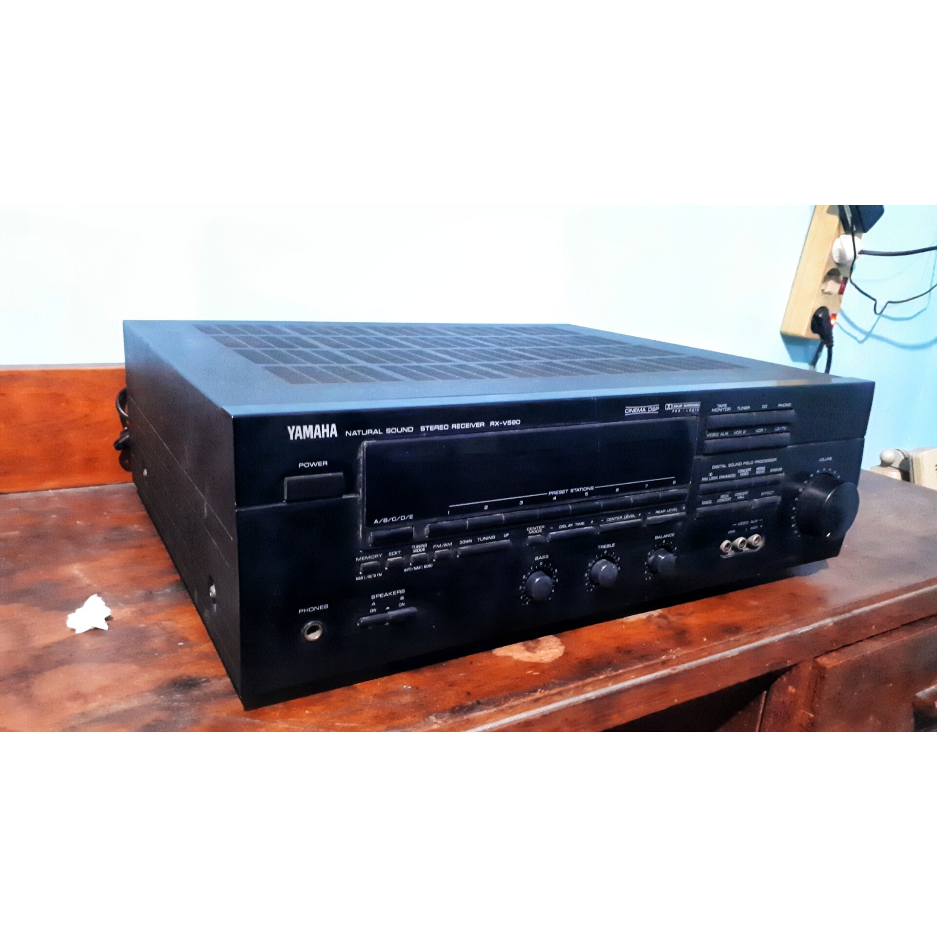 Amplifier Yamaha RX V590 Home Theater 5 1 Original Normal Siap Pake amplifier-yamaha-rx-v590-home-theater-5-1-original-normal-siap-pake