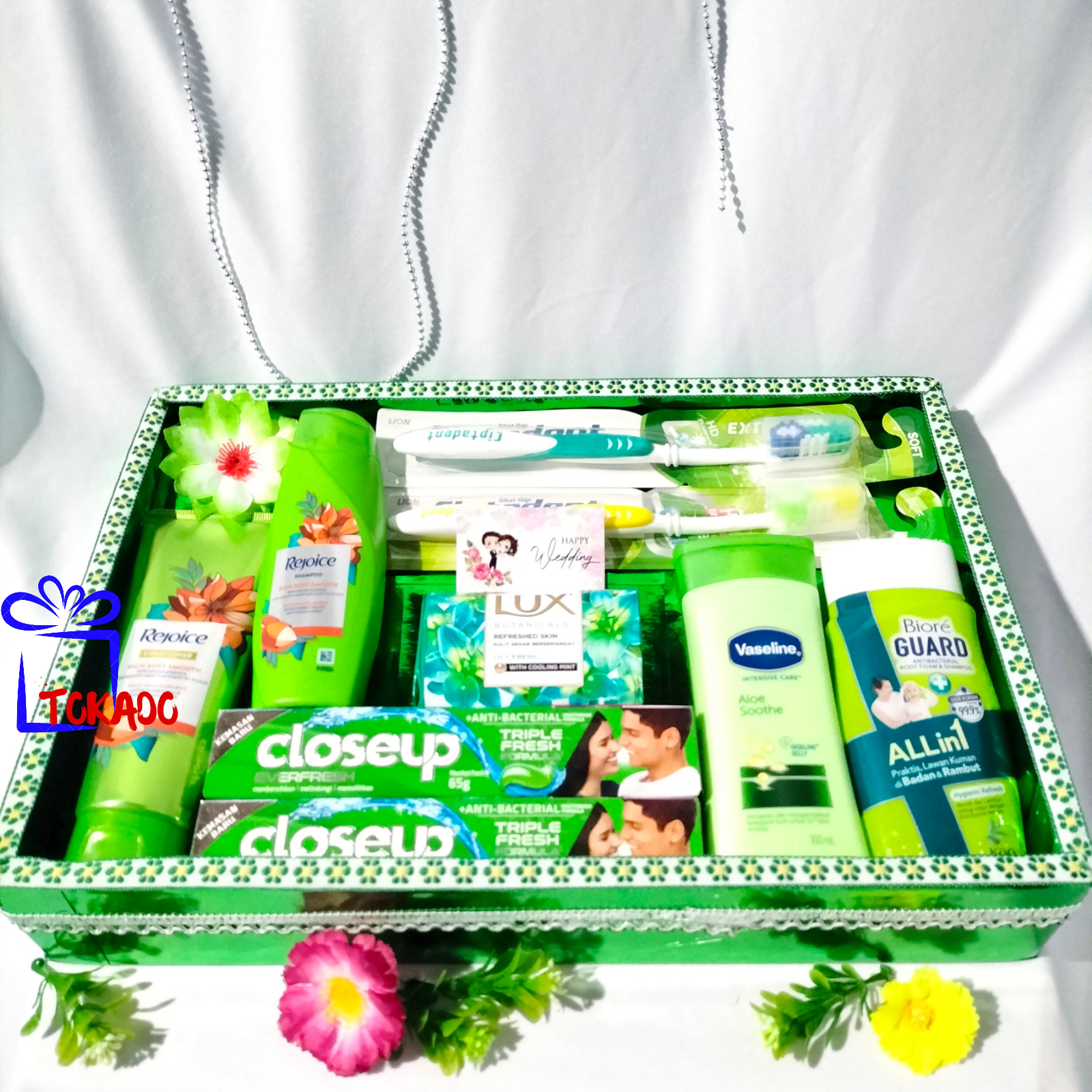 paket seserahan hantaran pernikahan/ mahar / kado