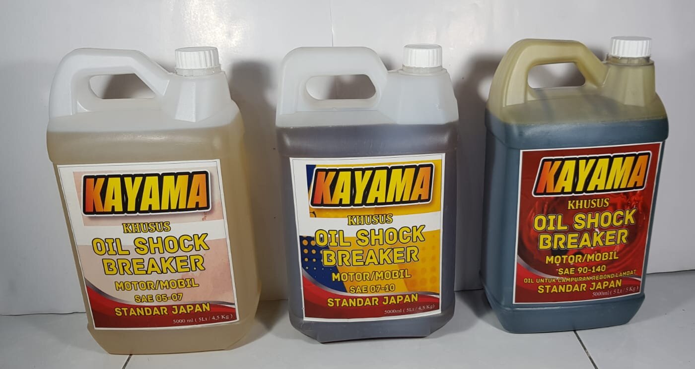 Chiroyli pogonasi bolgan qiz Yosh oqituvchi bilan porno