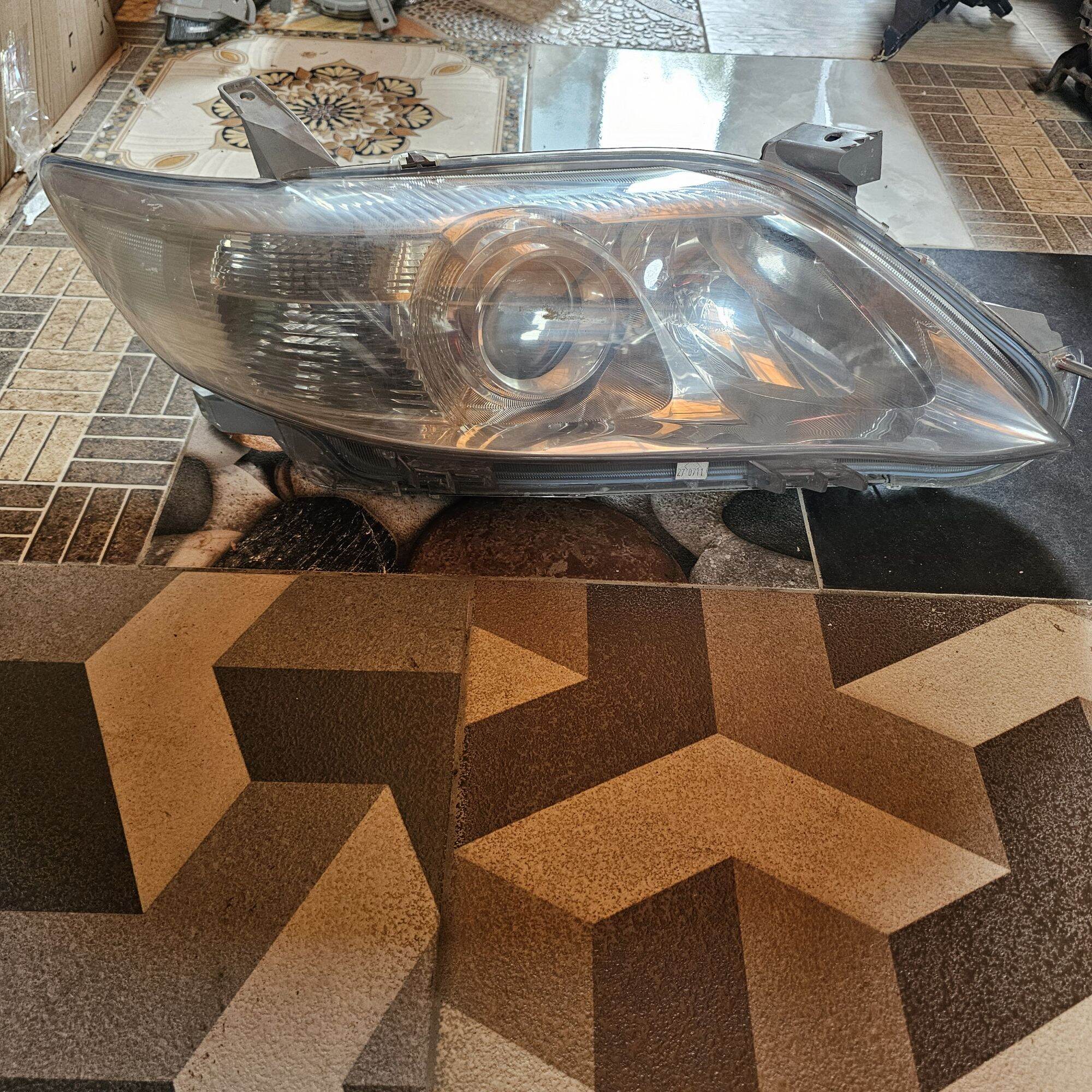 Original Headlamp Reflektor Lampu Depan Toyota Camry 2010 2011 Kanan Right Harga 1,250,000 rupiah*Gratis Ongkir