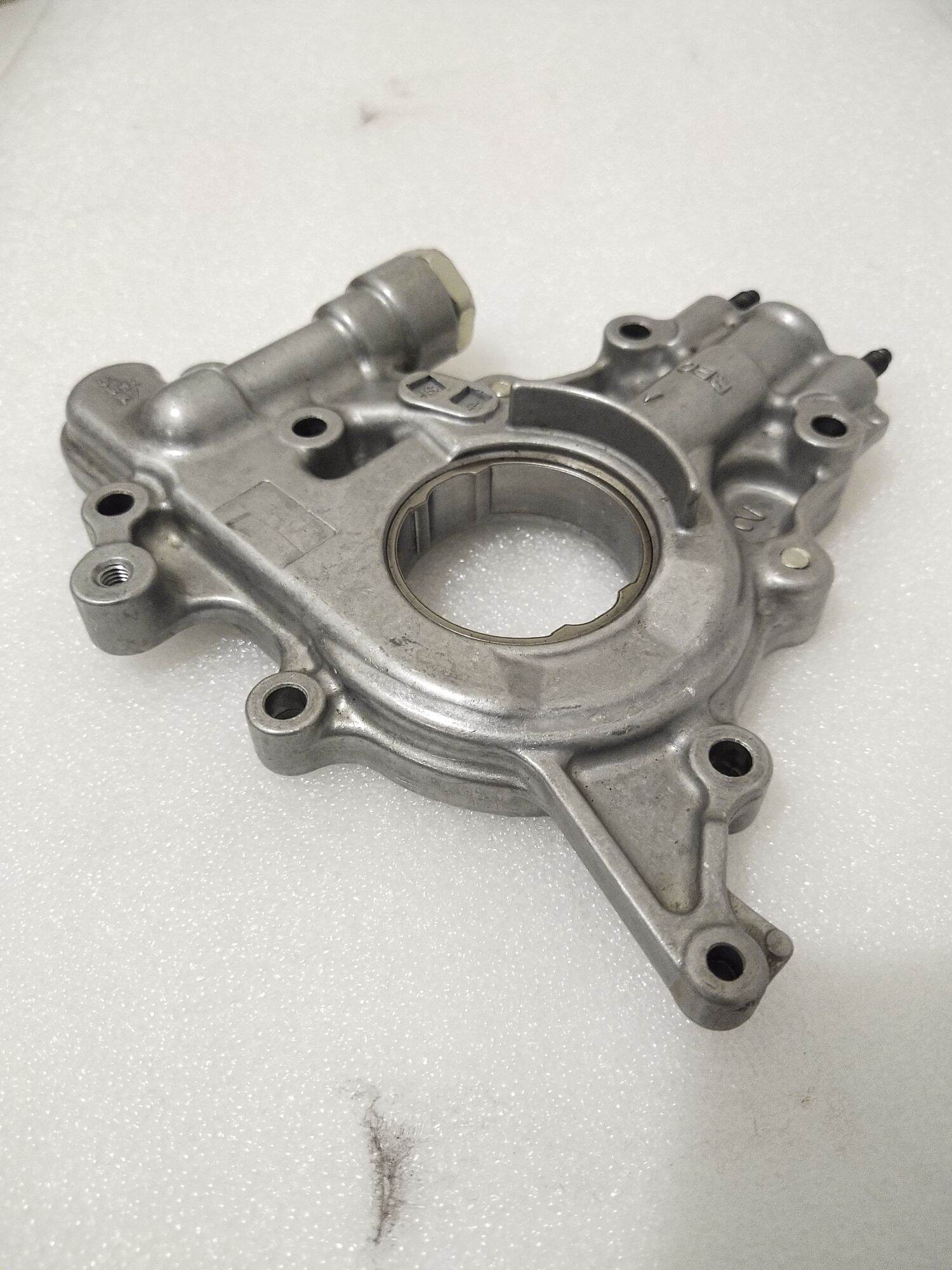 Pompa Oli/Oli Pump Honda jazz Rs City Brio Mobilio Hrv Brv Freed Giá 640,000 Đồng*Miễn phí vận chuyển