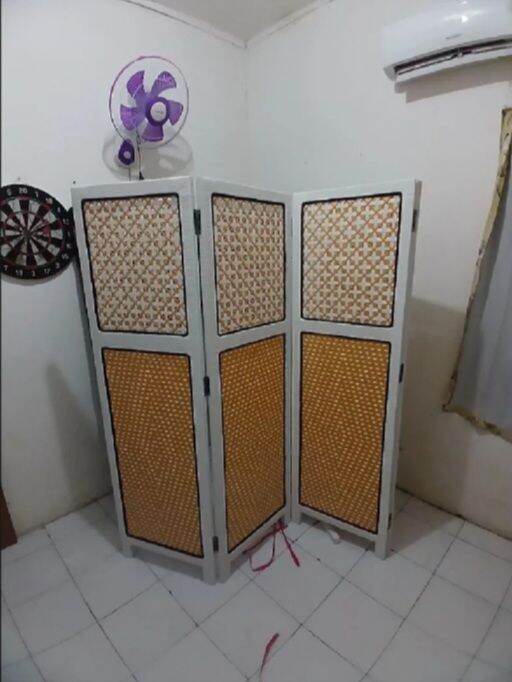 Penyekat ruangan rotan sintetis ( ISI 4 KEPING )