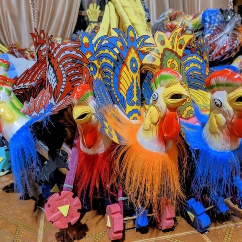 Satu Kodi/20pcs Mainan Klotokan Ayam Klotokan Merak Harga 130,000 rupiah*Gratis Ongkir