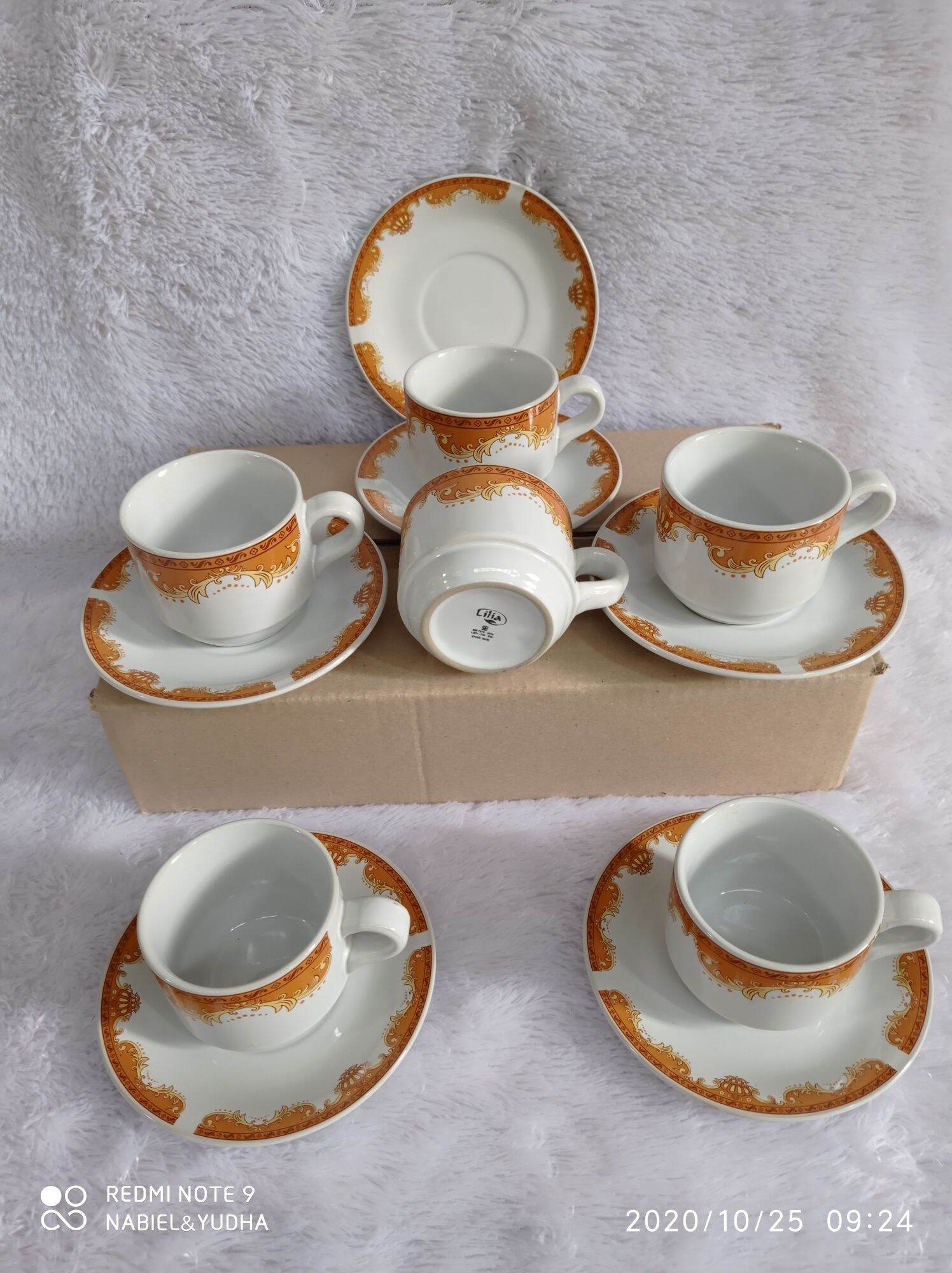 set cangkir kopi motif mahkota (6 cangkir + 6 tatakan)
