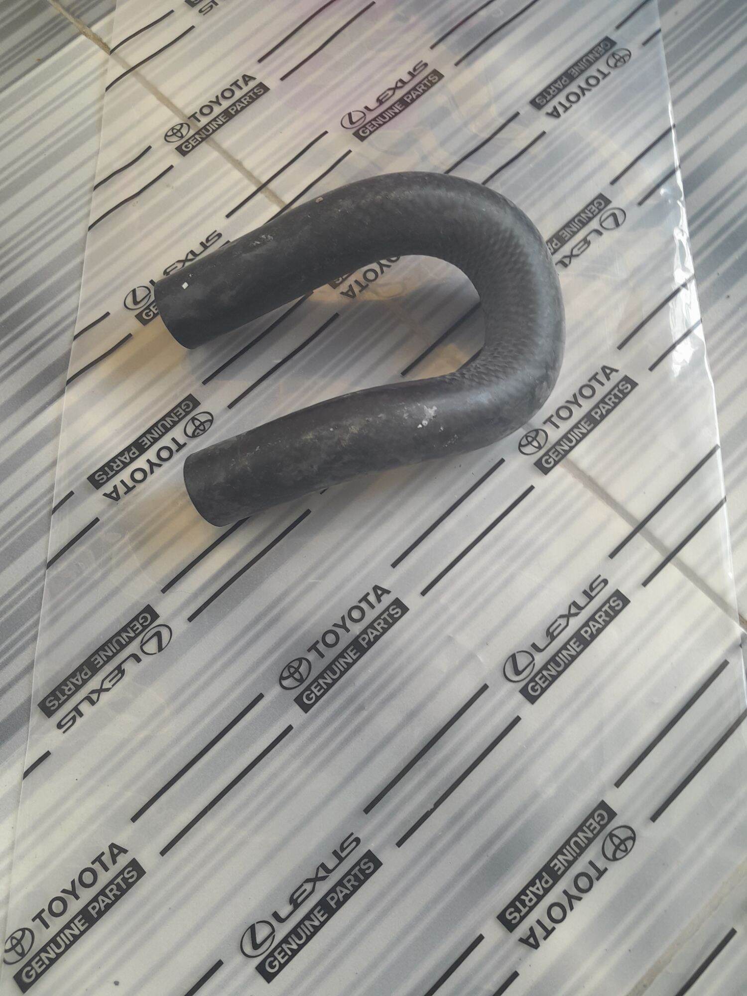 selang u pipa besi air radiator mobil toyota avanza new original Harga 65,000 rupiah*Gratis Ongkir