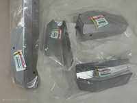 COVER TUTUP MANIFOL MITSUBISHI CANTER PS125