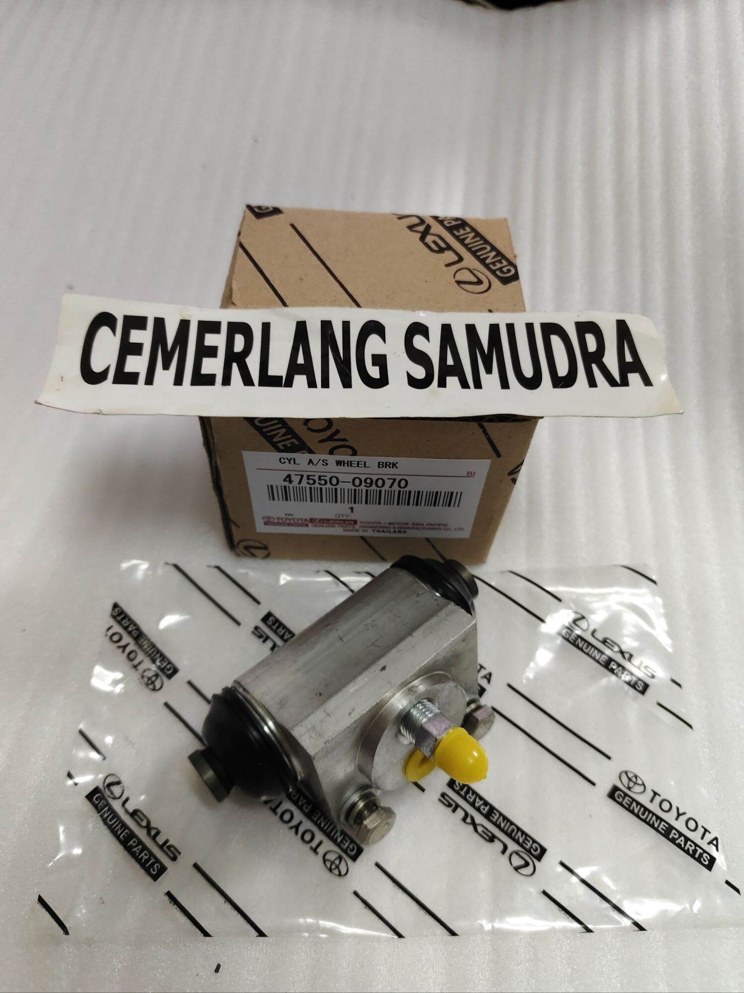 WHEEL CYLINDER BELAKANG FORTUNER HILUX VIGO DC 47550-09070 MASTER BAK REM BELAKANG Harga 140,300 rupiah*Gratis Ongkir