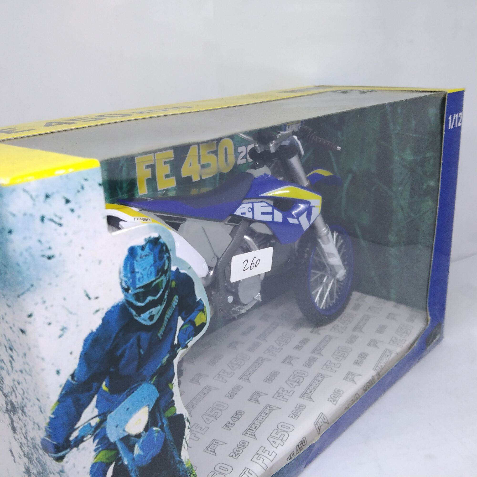 Diecast Miniatur Motor Trail Husaberg FE450 2011 Replika Pajangan